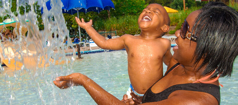 The Carolina’s Largest Water Park, WET’N WILD EMERALD POINTE Nominated For 10 BEST Readers’ Choice Travel Award!